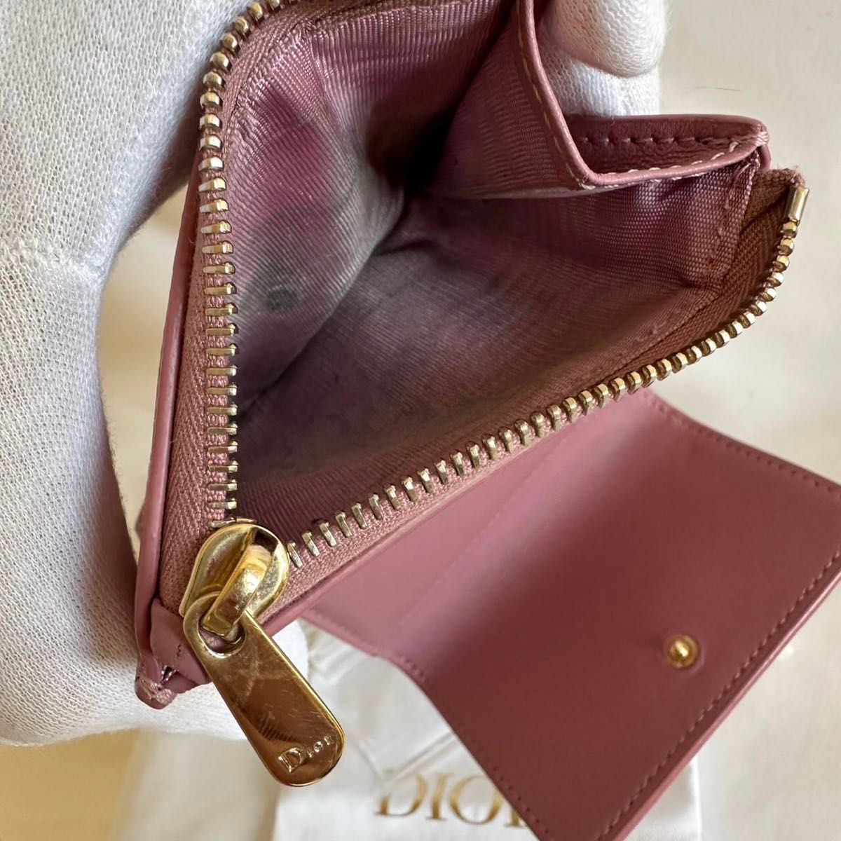 人気】Dior ピンク レザー 三つ折り財布 コンパクト ウォレット 人気】Dior ピンク レザー 三つ折り財布 コンパクト ウォレット