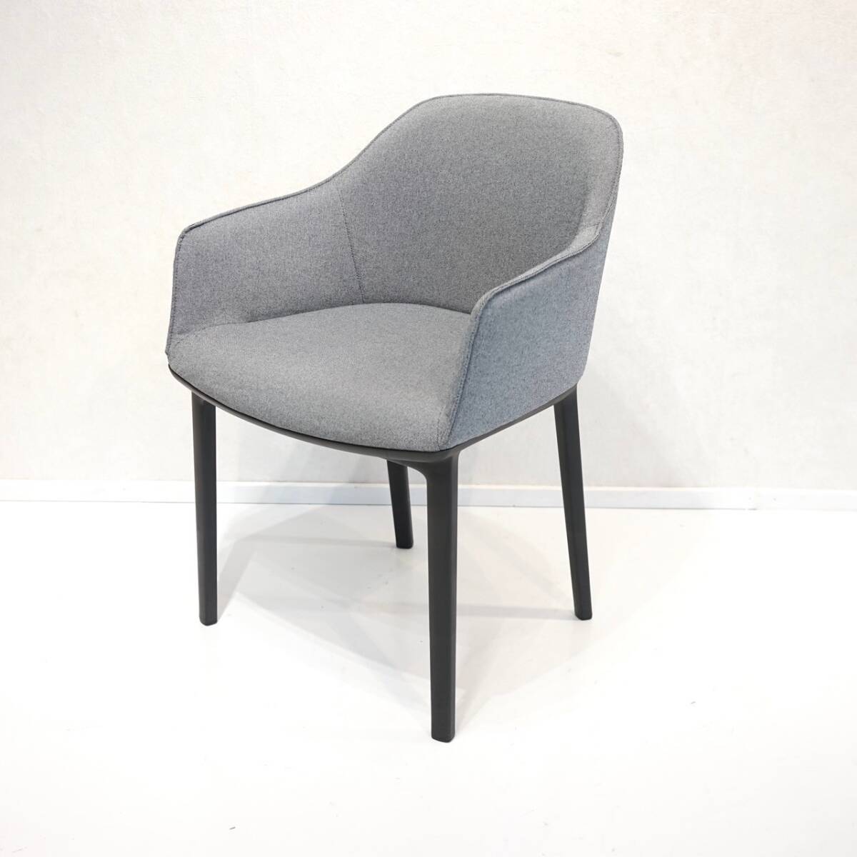 Vitra ヴィトラ ソフトシェル ダイニングチェア アームチェア Vitra ヴィトラ ソフトシェル ダイニングチェア アームチェア