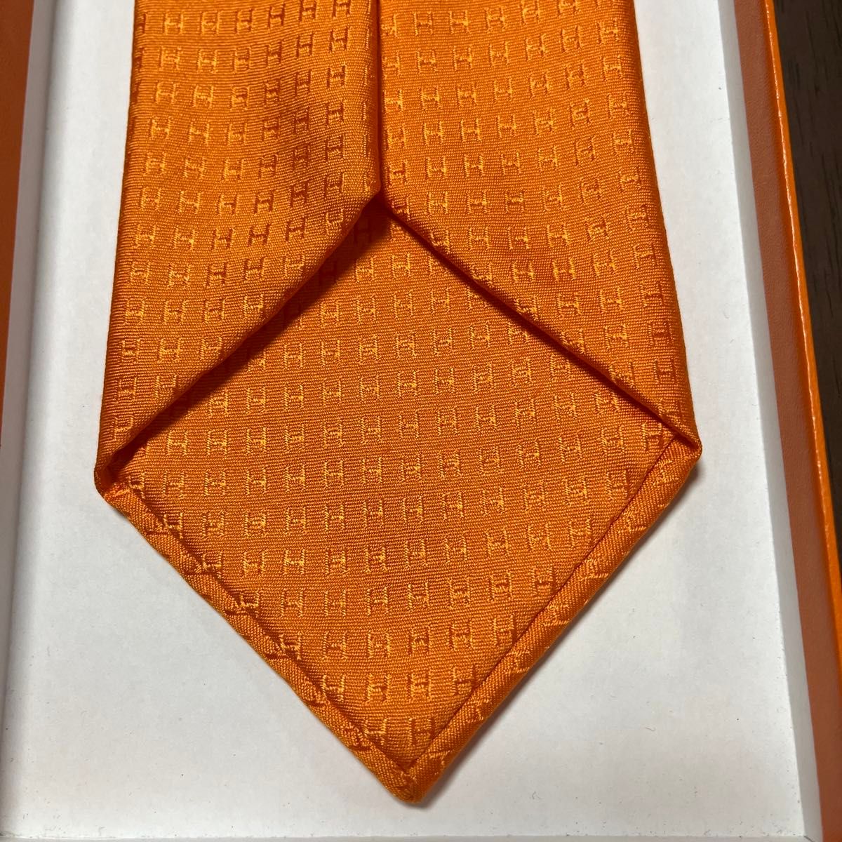 美品 エルメス ネクタイ オレンジ H柄H織 ファソネ|Yahoo 美品 エルメス ネクタイ オレンジ H柄H織 ファソネ|Yahoo