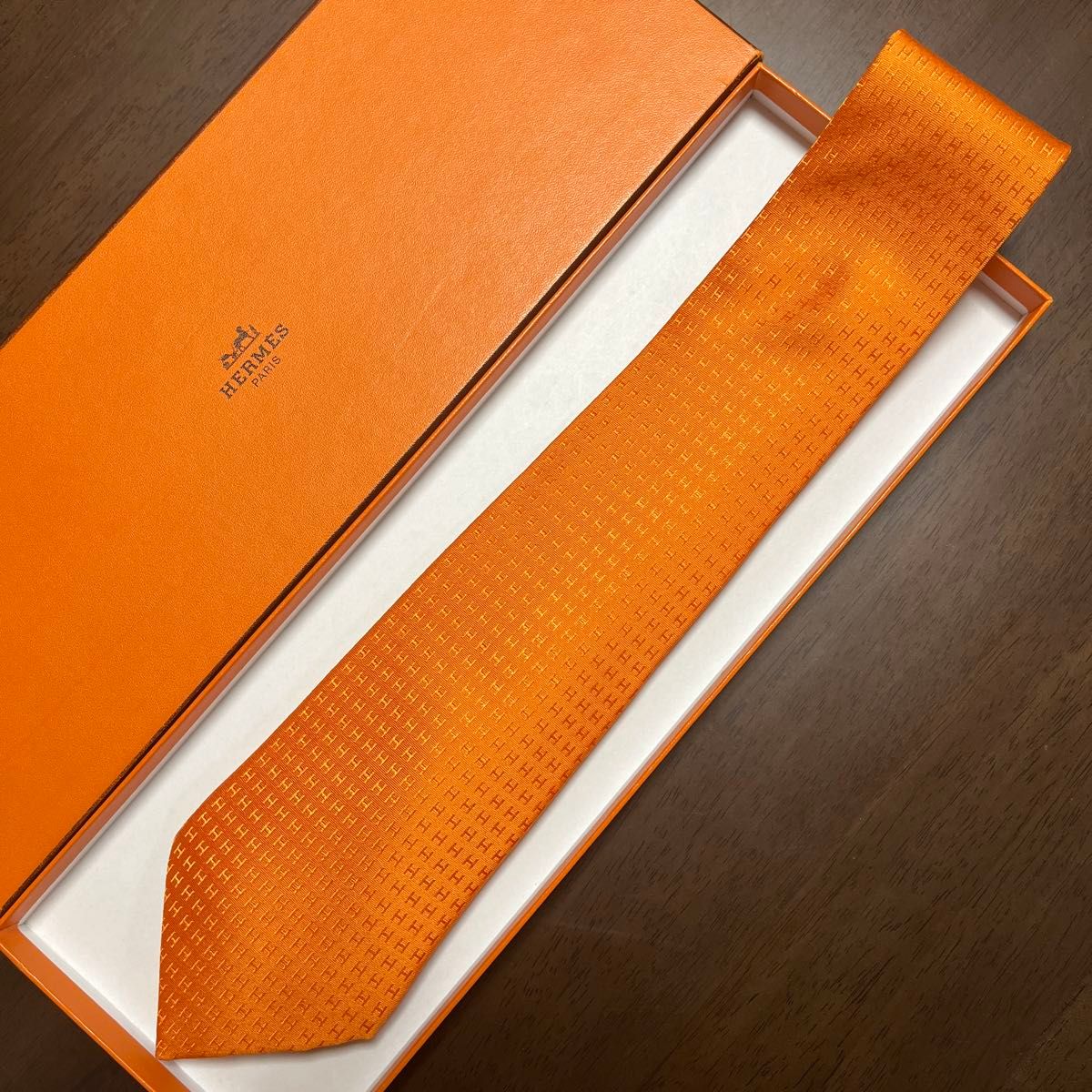 美品 エルメス ネクタイ オレンジ H柄H織 ファソネ|Yahoo 美品 エルメス ネクタイ オレンジ H柄H織 ファソネ|Yahoo