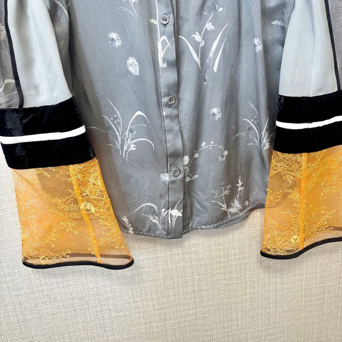 mame kurogouchi 19aw Silk Lame Print Sleeves Shirt|Yahoo mame kurogouchi 19aw Silk Lame Print Sleeves Shirt|Yahoo