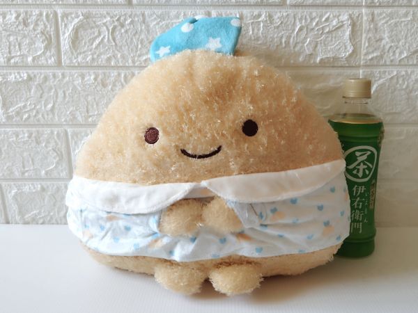 【送料無料】　台湾限定★即決♪　正規品!!　すみっコぐらし　みにっコ　あじふらいのしっぽ　ぬいぐるみ　人形　12インチ　1体♪