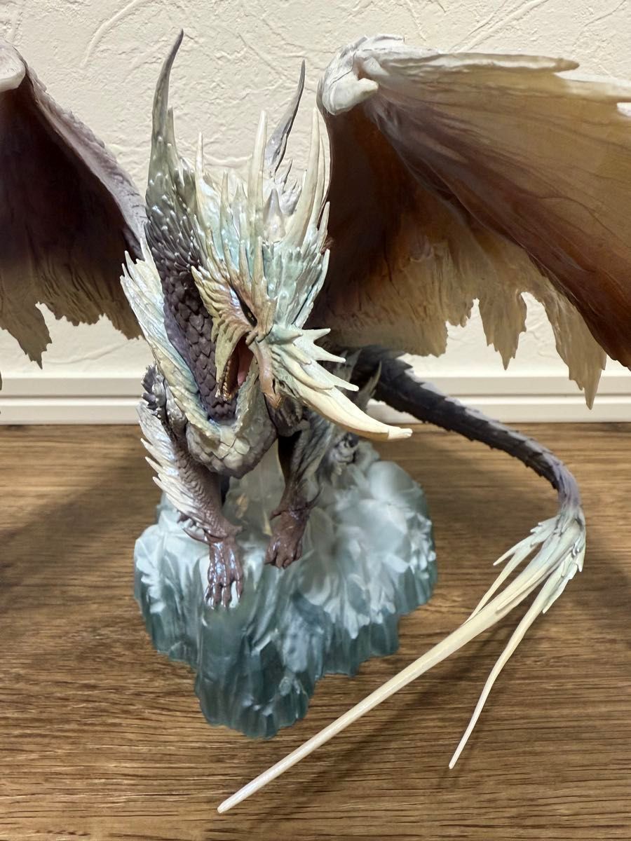 モンスターハンターワールド 一番くじ フィギュア A賞 モンスターハンターワールド 一番くじ フィギュア A賞