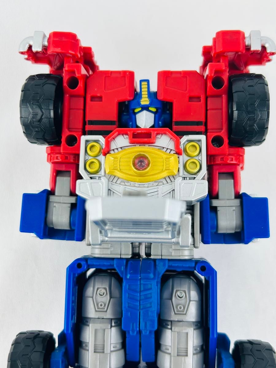 トランスフォーマーレガシー TL-48 オプティマスプライム トランスフォーマーレガシー TL-48 オプティマスプライム