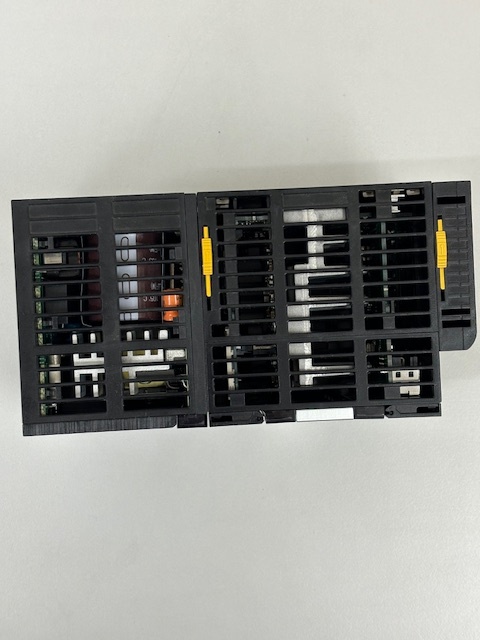 17000円 OMRON NJ301-1100・PA3001・エンド 17000円 OMRON NJ301-1100・PA3001・エンド