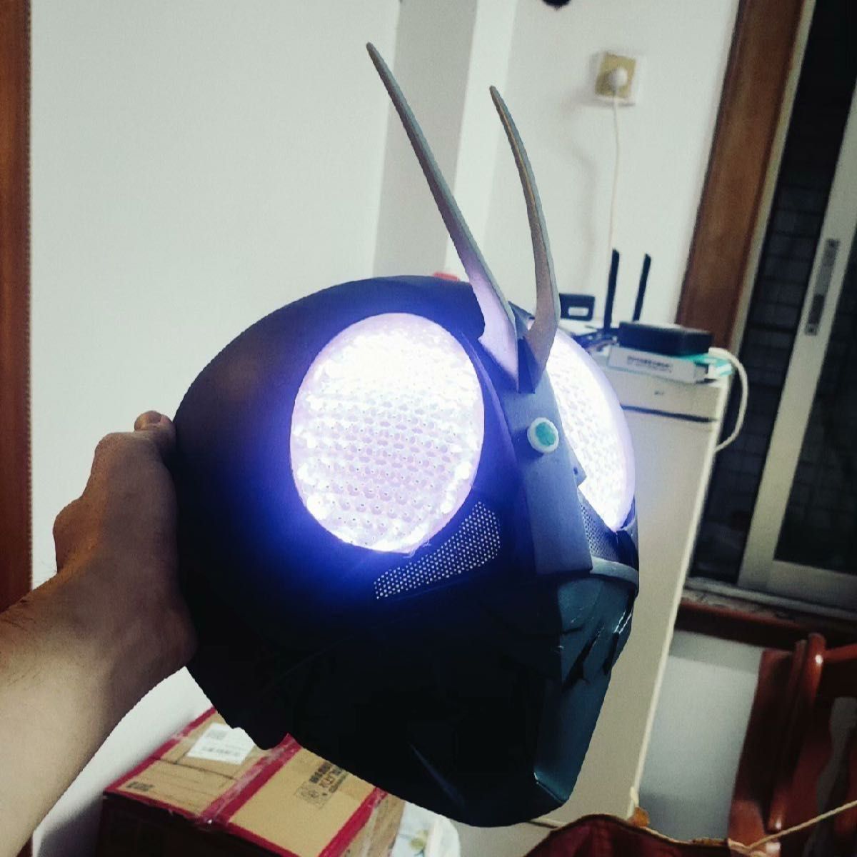 お値下げ シン仮面ライダー第一号1/1マスク 磁石装置 複眼発光 お値下げ シン仮面ライダー第一号1/1マスク 磁石装置 複眼発光