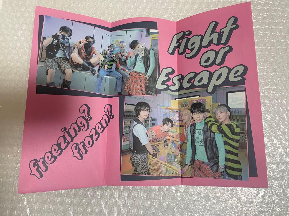 TXT tomorrow x together FIGHT OR ESCAPE アルバム CD 新品同様 TXT tomorrow x together FIGHT OR ESCAPE アルバム CD 新品同様
