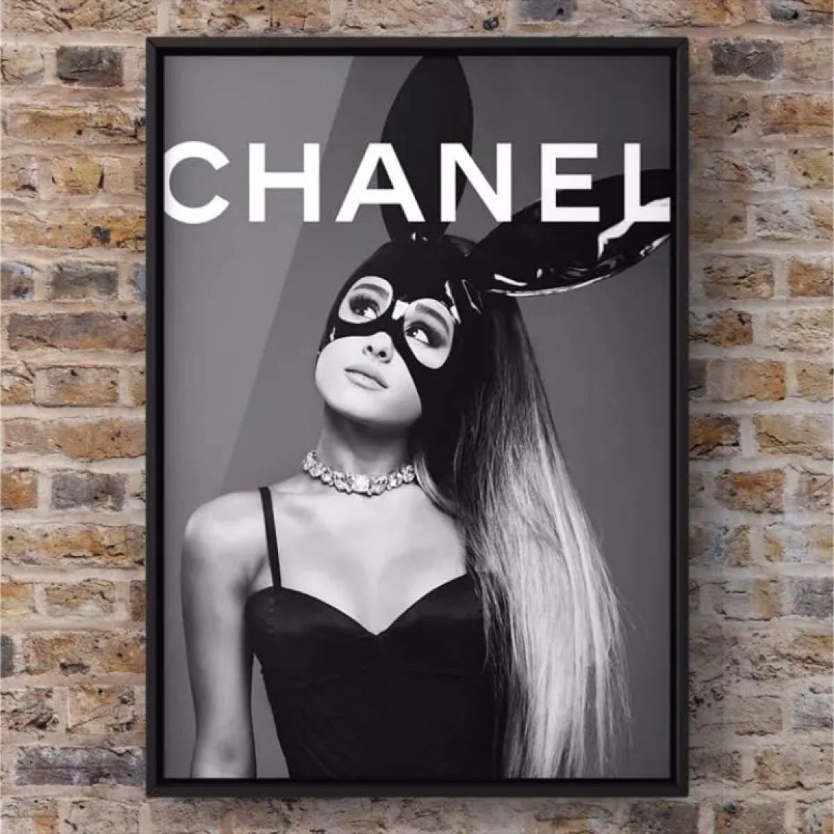 Paypayフリマ アートポスター 714 アリアナ グランデ Chanel 版フレーム付き Paypayフリマ アートポスター 714 アリアナ グランデ Chanel 版フレーム付き