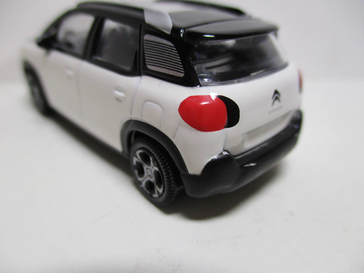 ★CITROEN★シトロエンC３ AIRCROSS★ミニカー★ NOREVノレブ社製★白・黒ツートン★新品・未使用品★_画像6