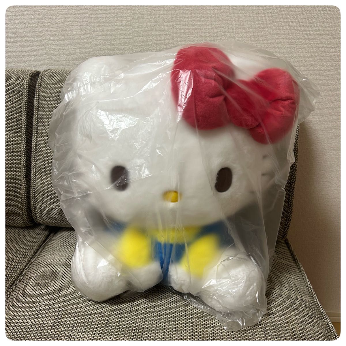 ハローキティ おすわりドールGJ ぬいぐるみ タグ付き未使用品 ハローキティ おすわりドールGJ ぬいぐるみ タグ付き未使用品