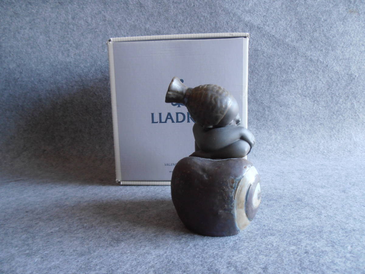 送料込 即決 廃盤品 リヤドロ LLADRO 大地の少女 01012508 アフリカの鼓動 グレスシリーズ 陶器 人形 置物_画像2
