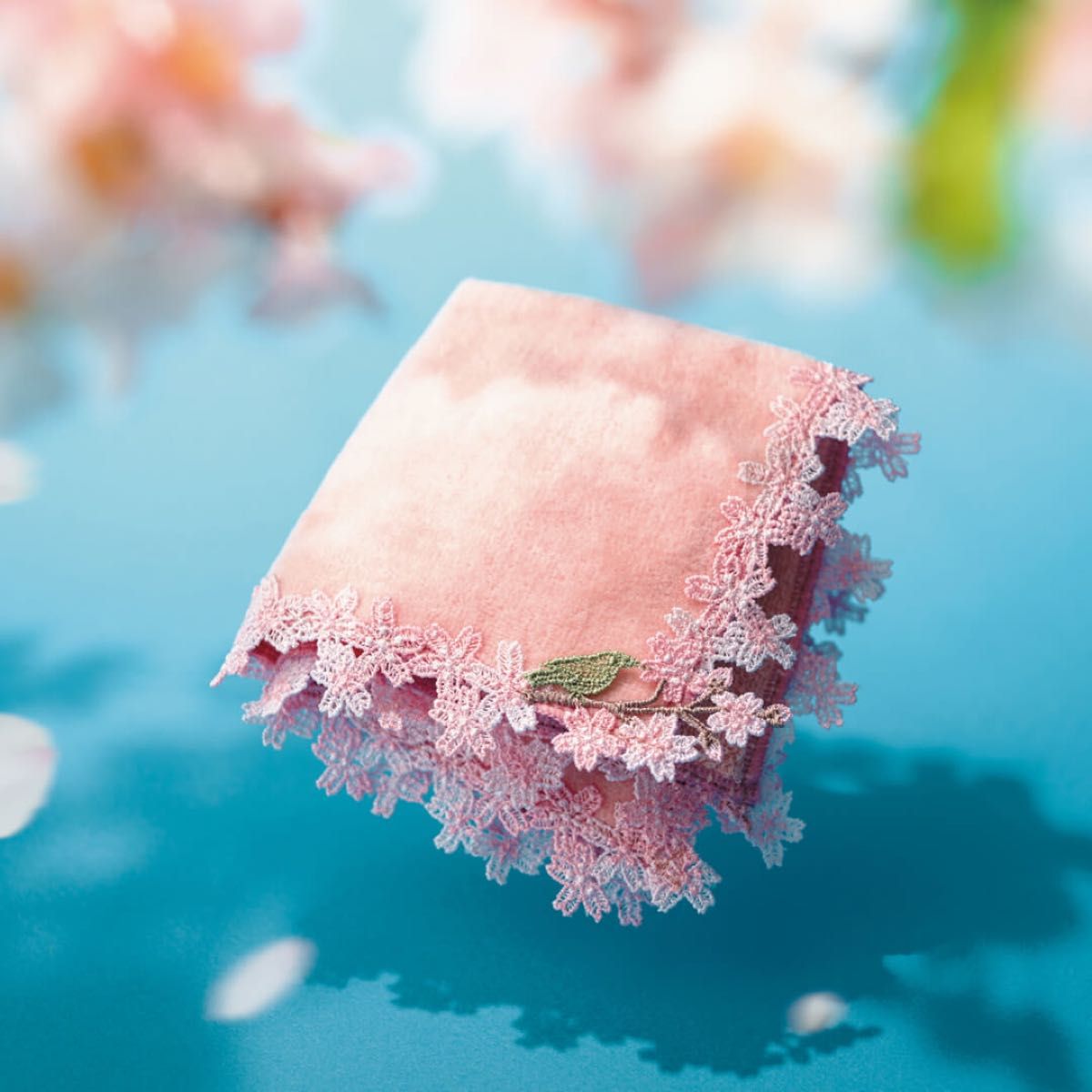 新品タグ付 近沢レース 春うらら 桜 ウグイス シーズンタオル 新品タグ付 近沢レース 春うらら 桜 ウグイス シーズンタオル