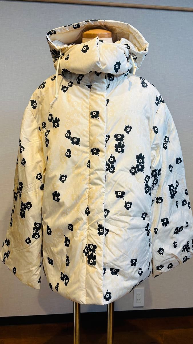 マリメッコ Toppa Pikkuinen Unikko ダウンコート marimekko マリメッコ Toppa Pikkuinen Unikko ダウンコート marimekko