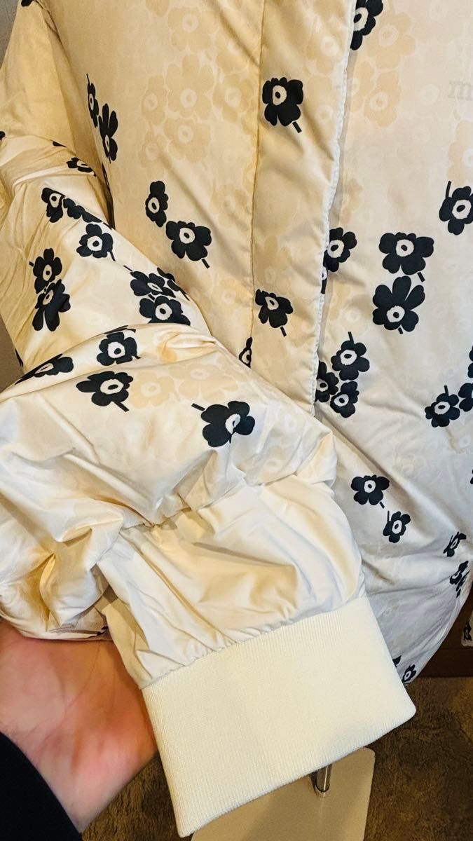 マリメッコ Toppa Pikkuinen Unikko ダウンコート marimekko マリメッコ Toppa Pikkuinen Unikko ダウンコート marimekko