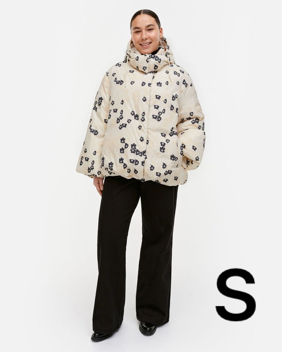 マリメッコ Toppa Pikkuinen Unikko ダウンコート marimekko マリメッコ Toppa Pikkuinen Unikko ダウンコート marimekko
