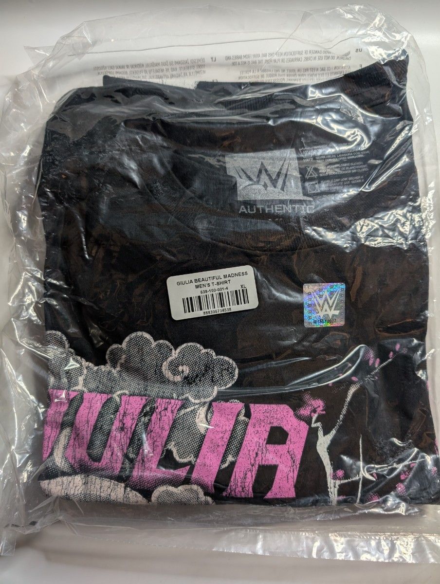 ジュリア WWE NXT 公式Tシャツ マリーゴールド サイズXL 新品未 ジュリア WWE NXT 公式Tシャツ マリーゴールド サイズXL 新品未