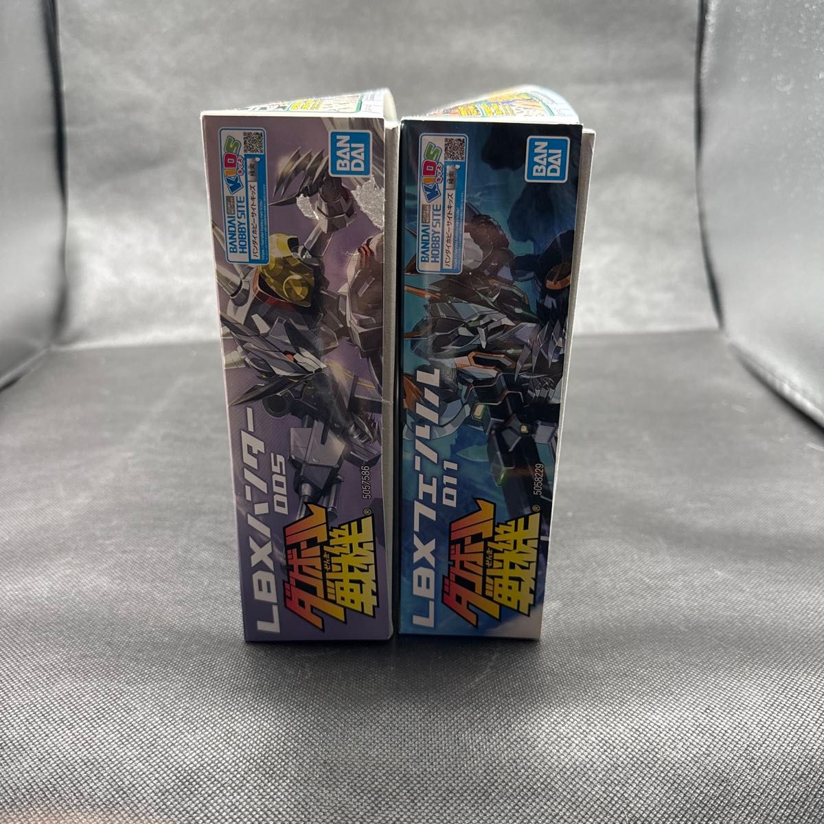 ダンボール戦機　プラモデル　バンダイ　LBXハンター&LBXフェンリル　2体セット　未組立