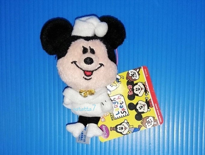 * включение в покупку возможно *Disney*Micky Mouse* Mickey &f линзы * белый winter * Mickey Mouse * маленький эмблема * мягкая игрушка * Disney 