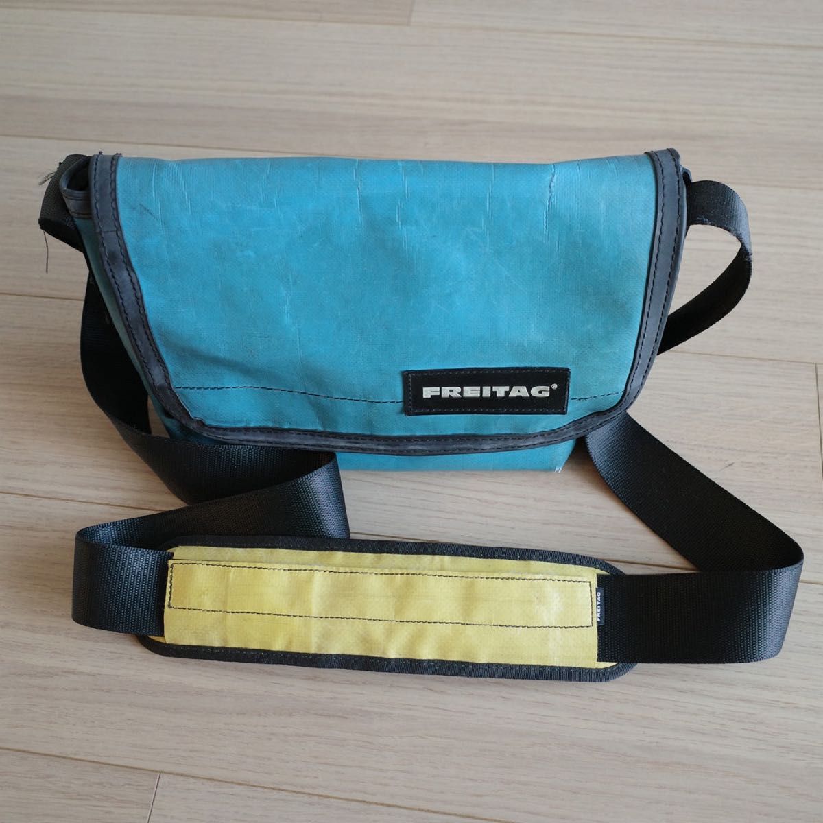 FREITAG ショルダーバッグ + ショルダーストラップ フライターグ FREITAG ショルダーバッグ + ショルダーストラップ フライターグ