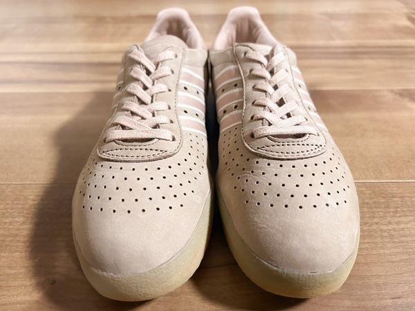 ADIDAS×OYSTER HOLDINGSのコラボレート。