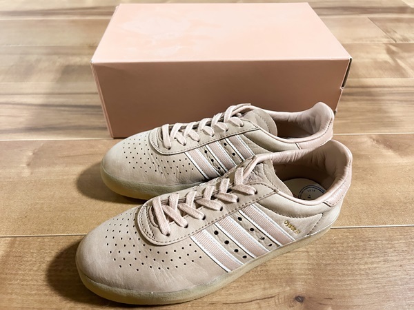 ADIDAS CONSORTIUMのリミテッドモデル。