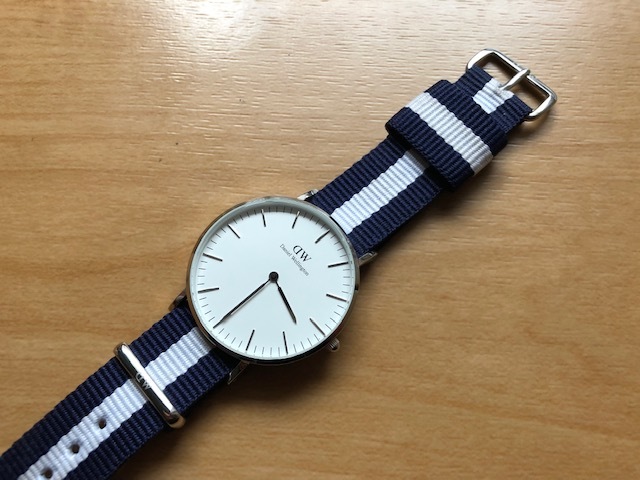 良好 Daniel Wellington ダニエルウェリントン ClassicB36S1 36mm ホワイト文字盤 純正ストライプナイロンベルト クオーツ 腕時計