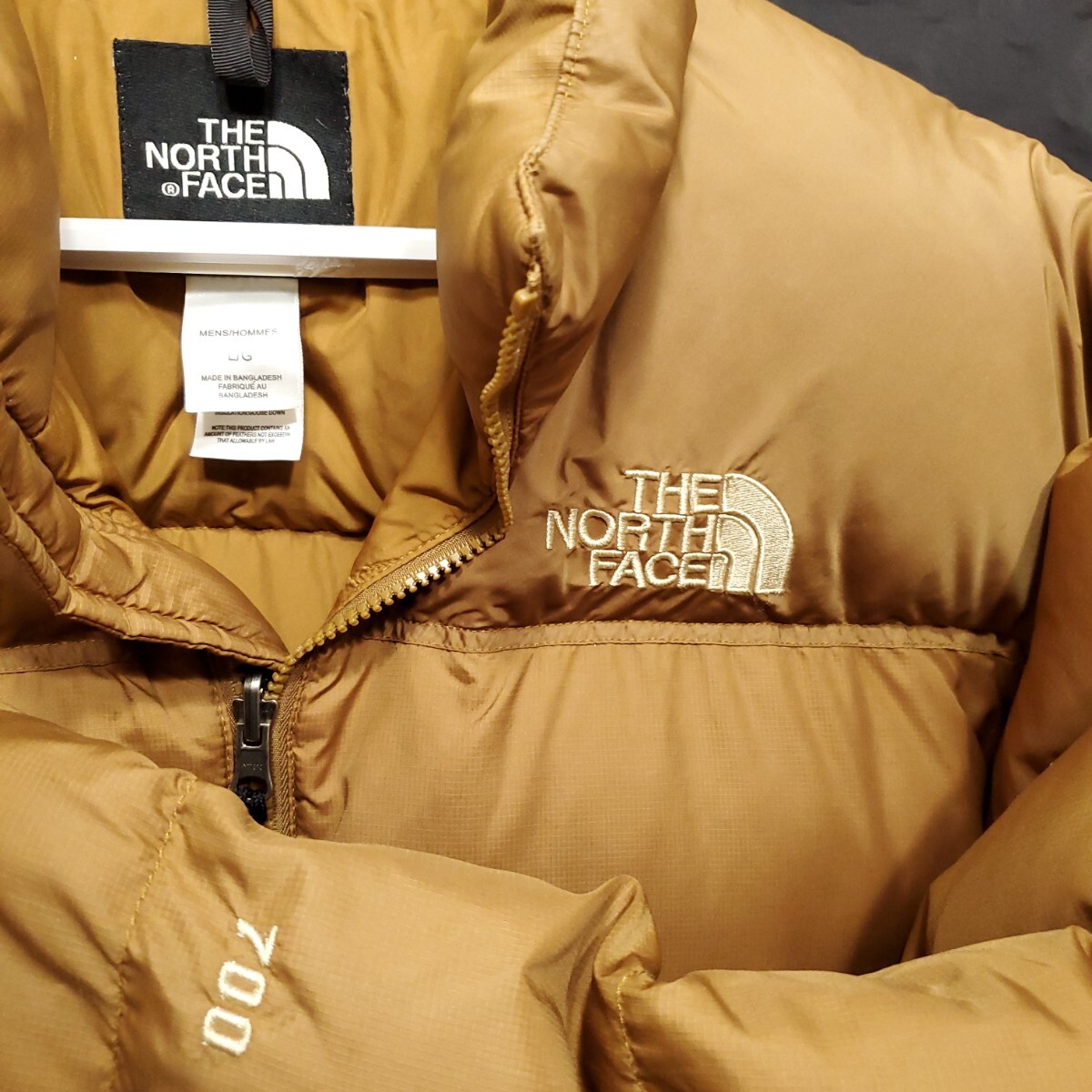 9765円 大きめL THE NORTH FACE NUPTSE ヌプシ 700 センターロゴ 9765円 大きめL THE NORTH FACE NUPTSE ヌプシ 700 センターロゴ