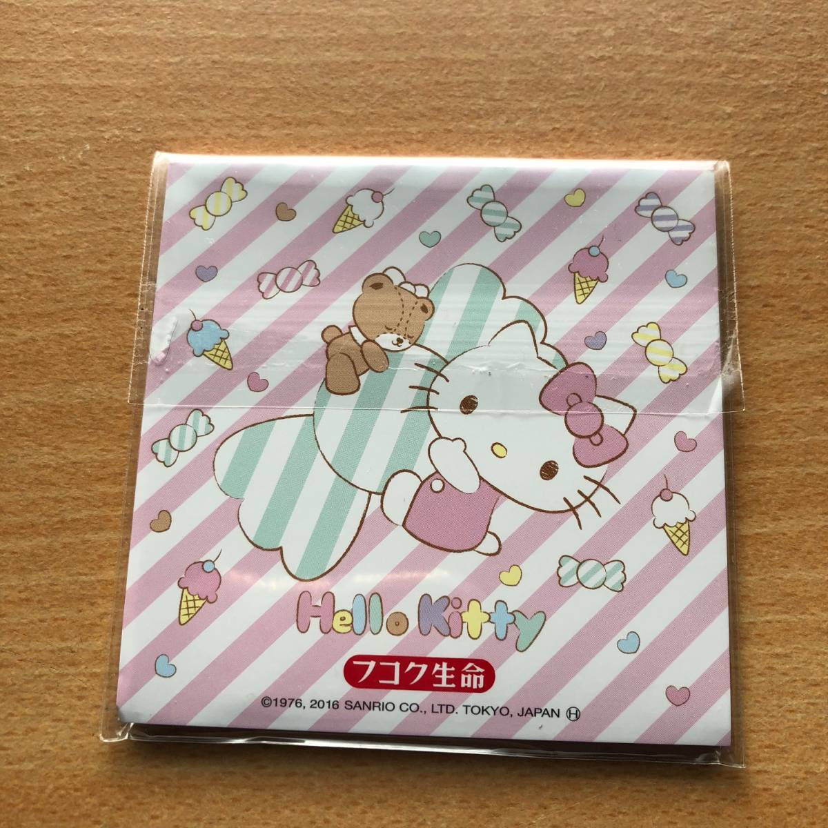 ハローキティ Ｈｅｌｌｏ Ｋｉｔｔｙ メモ帳 ＆ 付箋紙 サンリオ  非売品 未使用の画像3