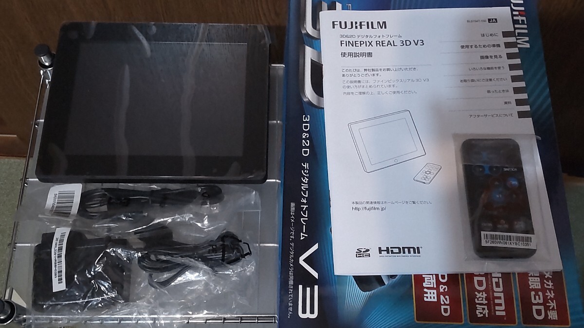 FINEPIX REAL 3D V3 デジタルフォトフレーム FUJIFILM Yahoo!オークション - FINEPIX REAL 3D V3 デジタルフォト
