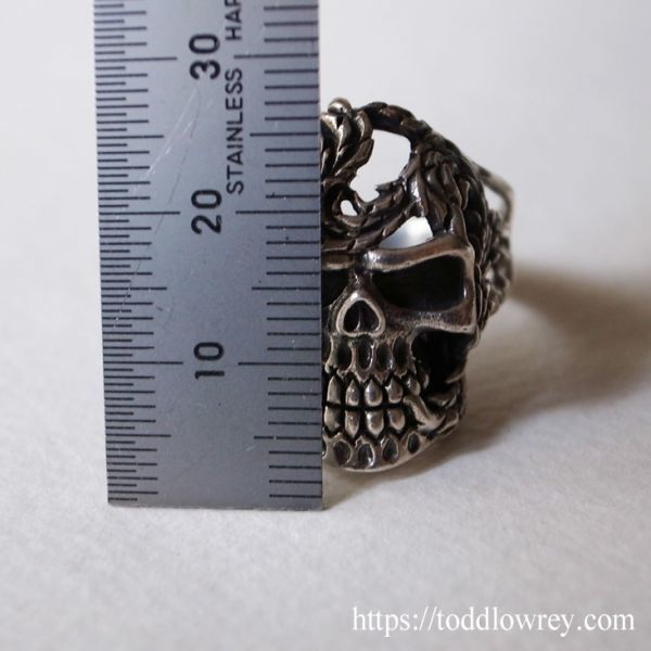 [ green man. head cover .?] England Vintage silver ring Skull skull silver ring *Vintage Silver Ugly Ring Skull*