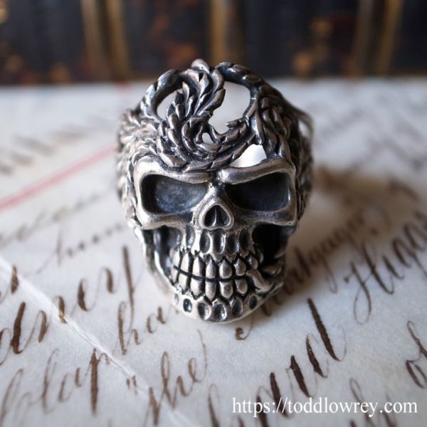 [ green man. head cover .?] England Vintage silver ring Skull skull silver ring *Vintage Silver Ugly Ring Skull*