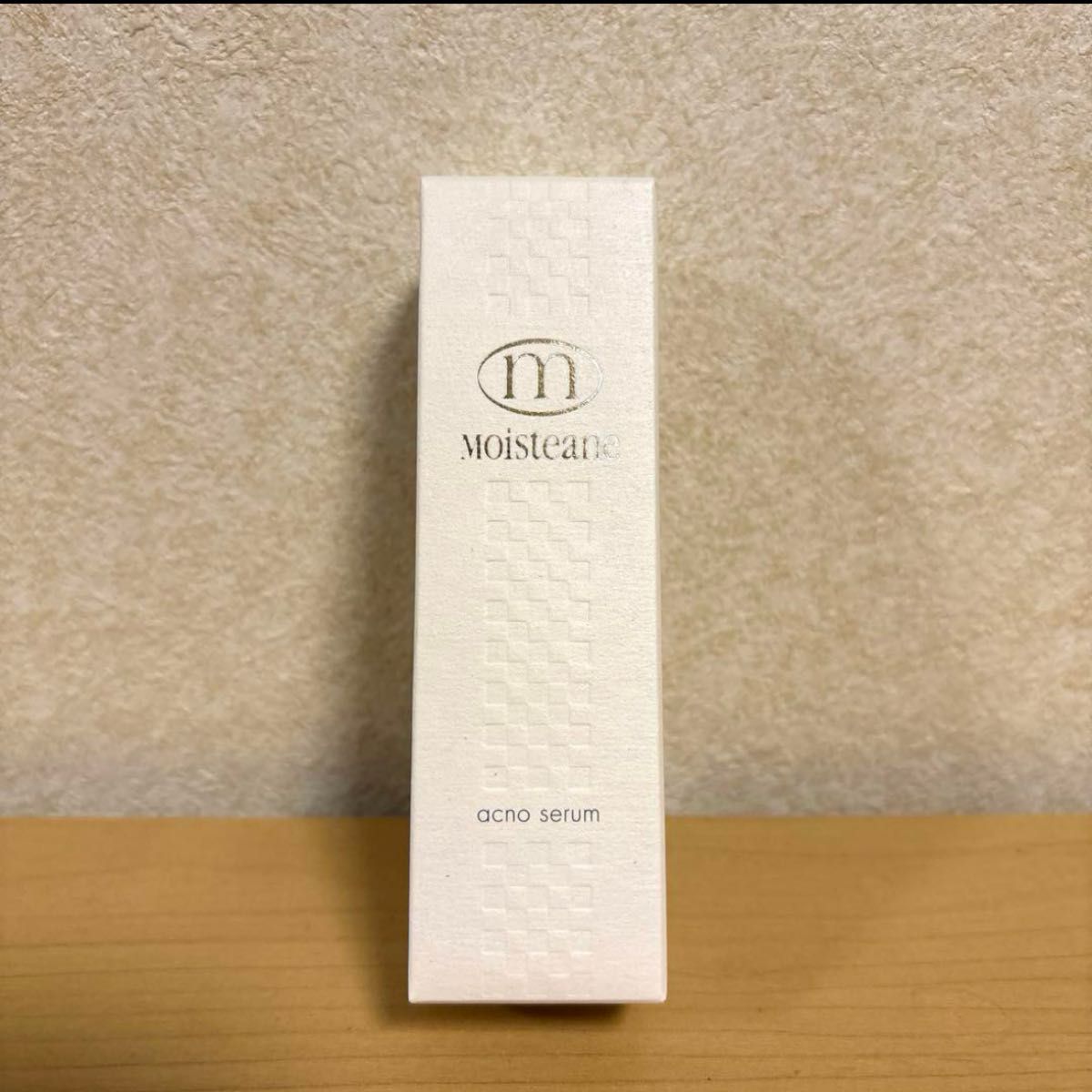 新品未開封 モイスティーヌ アクノセラム容量 40ml