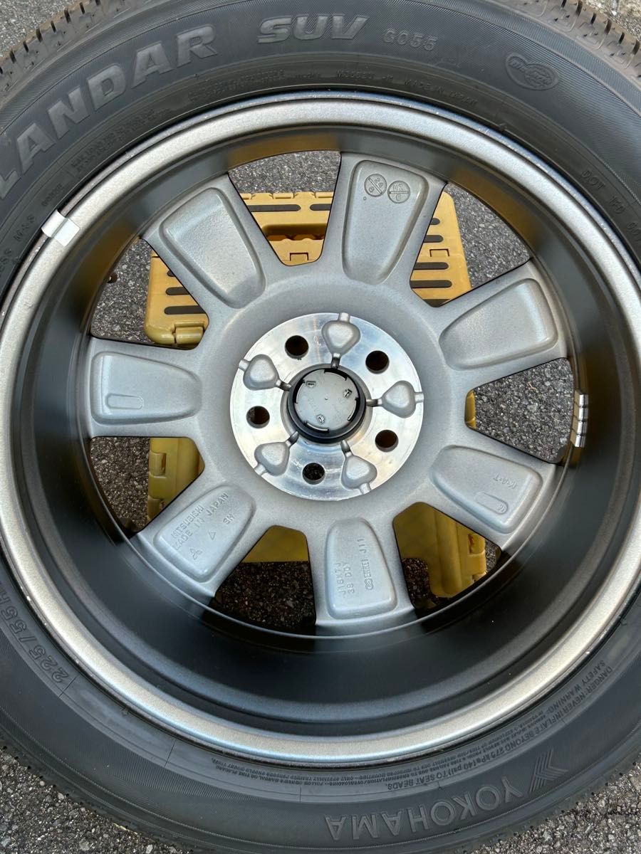 デリカD5 Chamonixシャモニー 新車取外しタイヤホイールセット デリカD5 Chamonixシャモニー 新車取外しタイヤホイールセット