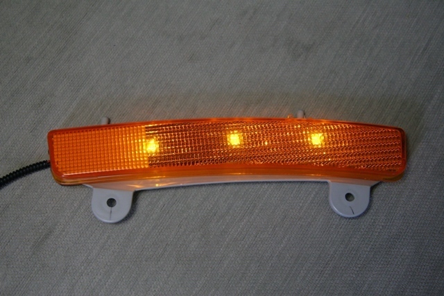 フェアレディＺ３３　ＬＥＤ side reflector　北米仕様３５０Ｚ　前期型_画像3