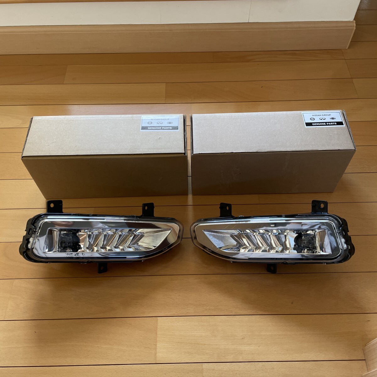 日産純正 LED フォグランプユニット セレナ C27 エクストレイル T31 ノート E12 リーフ ZE1 ディーラーオプション 左右セット 新車納車外し(日産用)|売買されたオークション情報、Yahoo!オークション(旧ヤフオク!) の商品情報をアーカイブ公開 - オークファン(aucfan.com) 日産純正 LED フォグランプユニット セレナ C27 エクストレイル T31 ノート E12 リーフ ZE1 ディーラーオプション 左右セット 新車納車外し(日産用)|売買されたオークション情報、Yahoo!オークション(旧ヤフオク!) の商品情報をアーカイブ公開 - オークファン(aucfan.com)