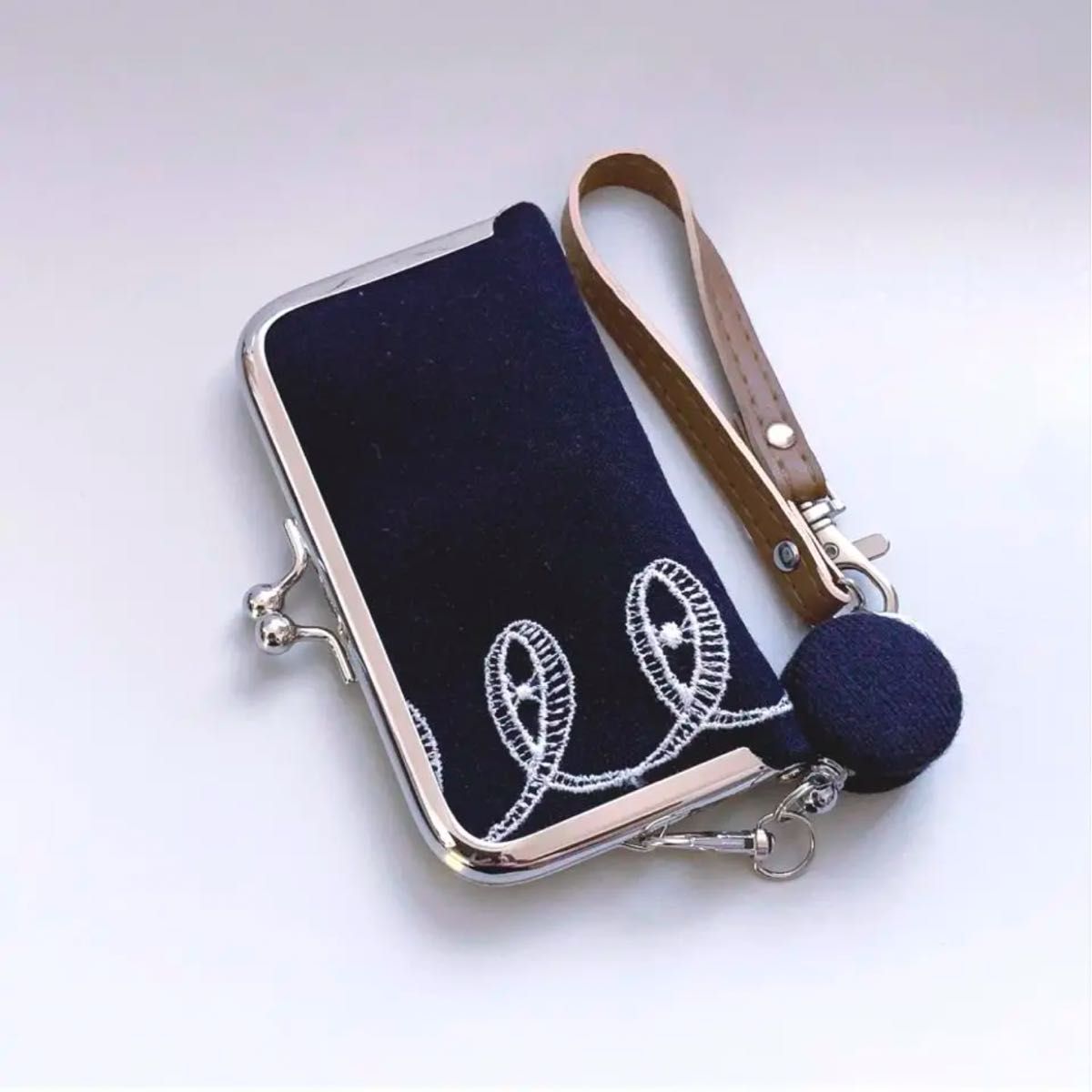 ハンドメイド*ミナペルホネン*【両面】ribbon ネイビー*通帳ケース【3】 ハンドメイド*ミナペルホネン*【両面】ribbon ネイビー*通帳