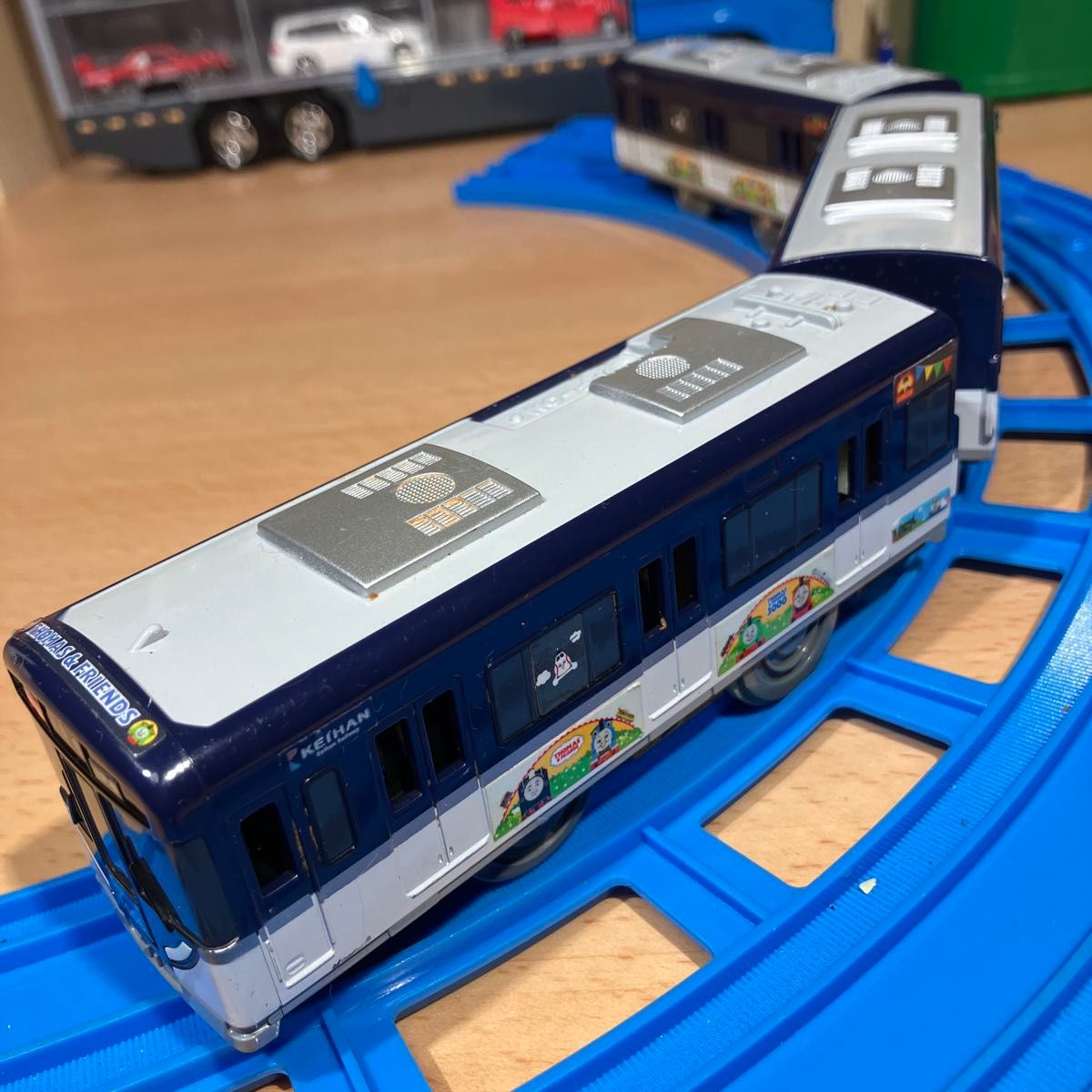 プラレール 京阪電車3000系トーマスラッピング|Yahoo!フリマ プラレール 京阪電車3000系トーマスラッピング|Yahoo!フリマ