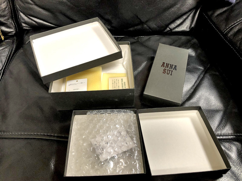 ANNA SUI アナスイ　空箱 3個セット　空ケース　収納　元箱　化粧箱　財布　キーホルダー　グローブホルダー_画像2