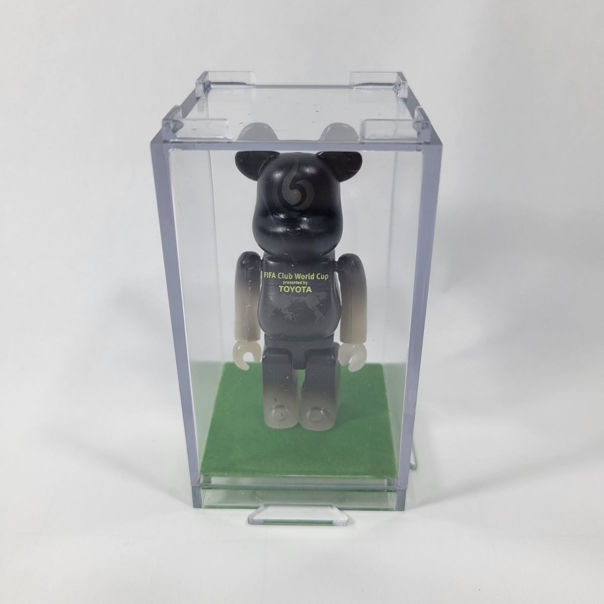 FIFA Club World Cup BE@RBRICK ベアブリック by TOYOTA 2006 FIFA Club World Cup BE@RBRICK ベアブリック by TOYOTA 2006