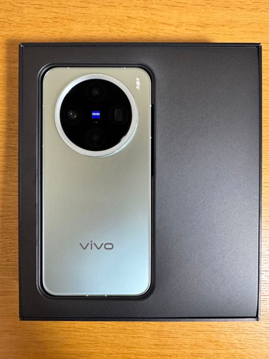 美品&おまけ付き】vivo x200 pro mini (大陸版) グリーン 12 美品&おまけ付き】vivo x200 pro mini (大陸版) グリーン 12
