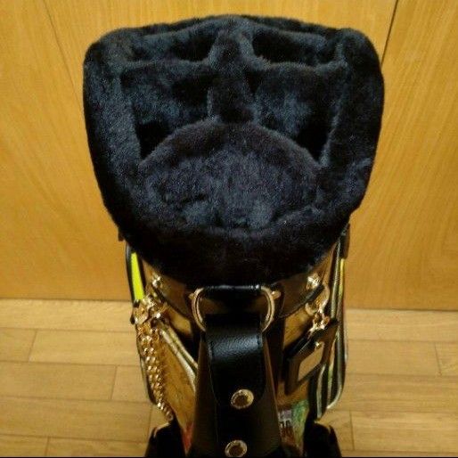 MARK & LONA キャディーバッグ ヘッドカバー 計5点セット マーク MARK & LONA キャディーバッグ ヘッドカバー 計5点セット マーク