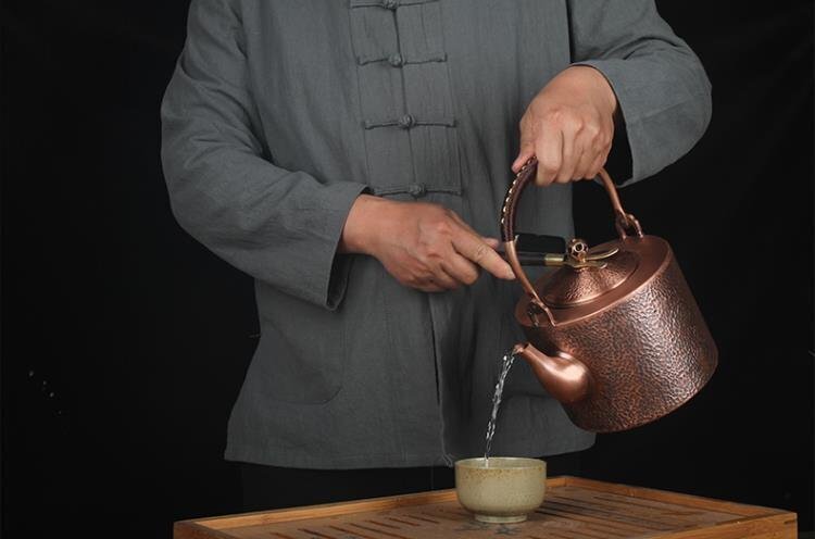 超人気☆純銅 大容量コーヒーポット制コーヒー器具銅イメージ紫銅ハンマー紋コーヒーポット細口ポットコーヒーポット2000ML(鉄瓶)|売買されたオークション情報、Yahoo!オークション(旧ヤフオク!) の商品情報をアーカイブ公開 - オークファン(aucfan.com) 超人気☆純銅 大容量コーヒーポット制コーヒー器具銅イメージ紫銅ハンマー紋コーヒーポット細口ポットコーヒーポット2000ML(鉄瓶)|売買されたオークション情報、Yahoo!オークション(旧ヤフオク!) の商品情報をアーカイブ公開 - オークファン(aucfan.com)