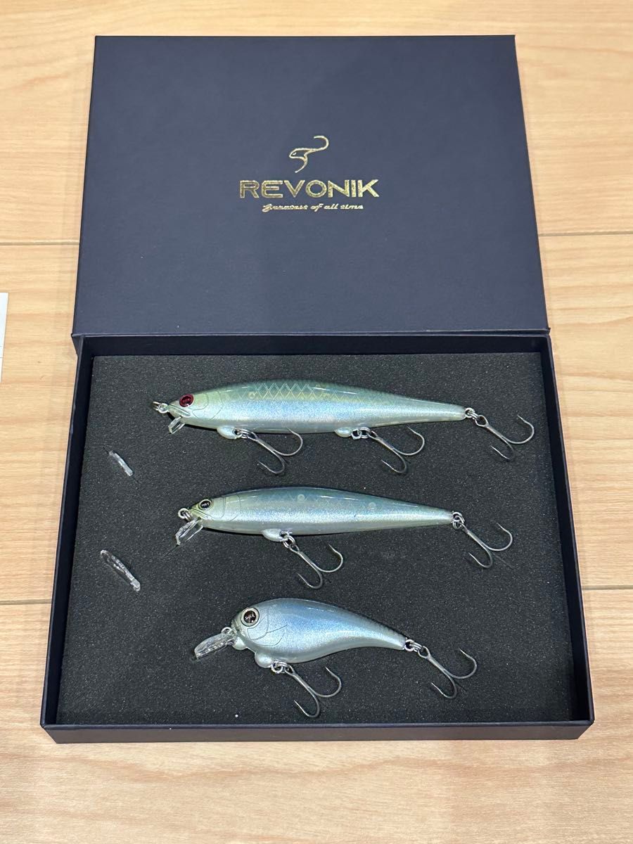 レヴォニック 別注マジックシャッド コンプリートセットA 釣り レヴォニック 別注マジックシャッド コンプリートセットA 釣り
