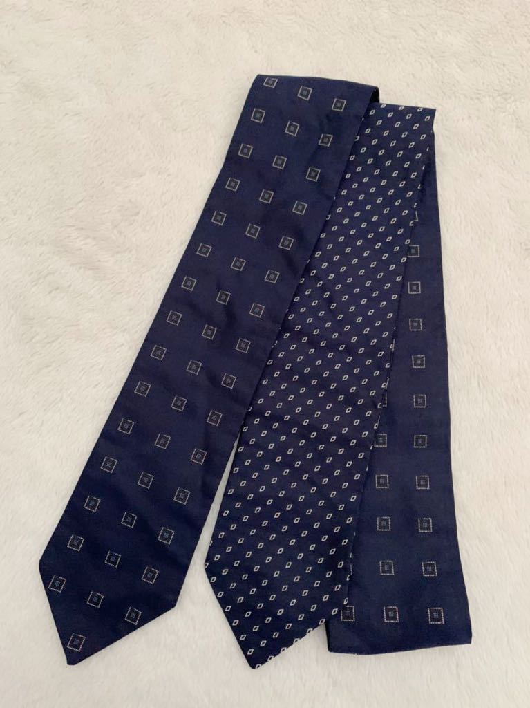 DOLCE&GABBANA Italy made silk ascot tie Dolce & Gabbana navy 