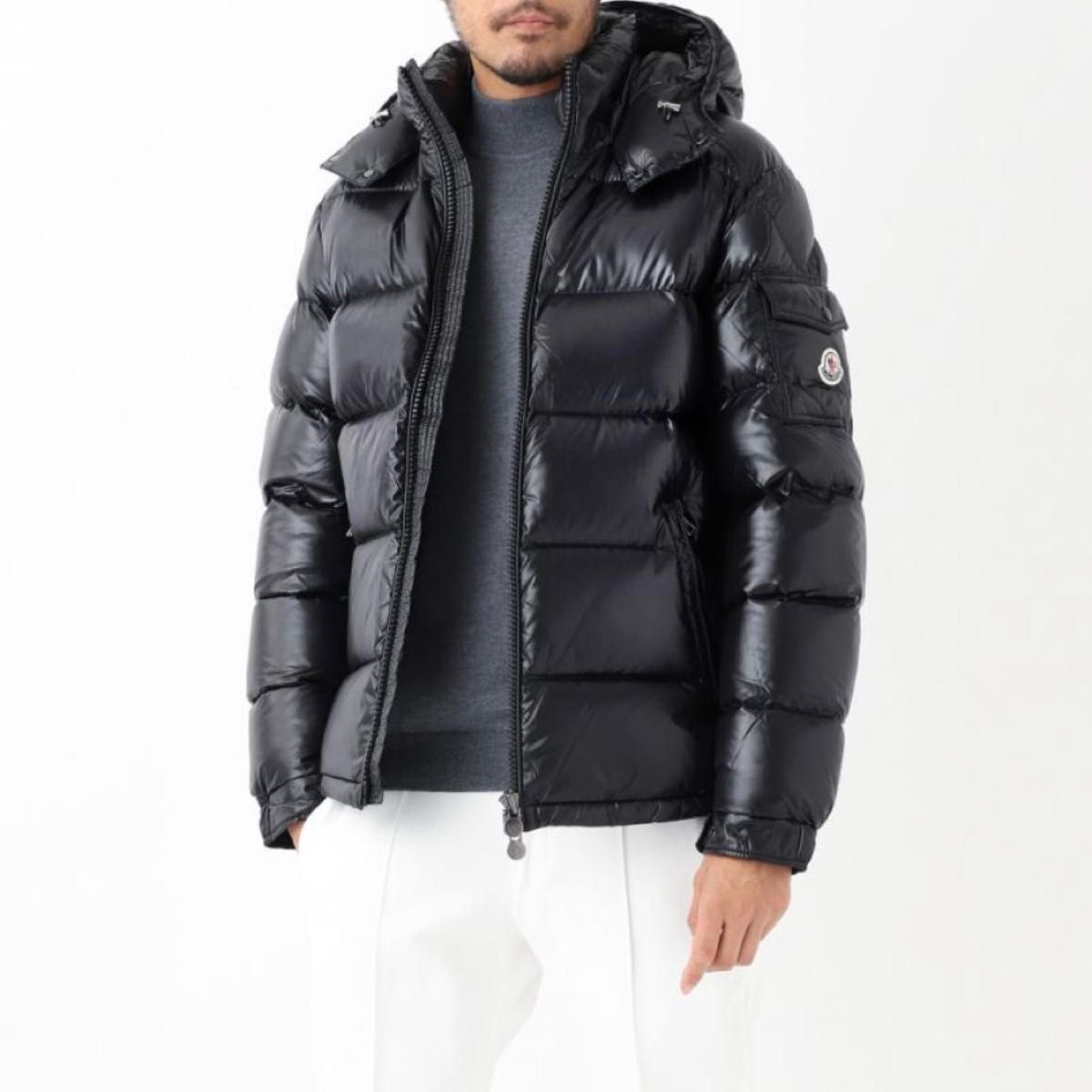 最新・2024年購入】MONCLER モンクレール ダウンジャケット 最新・2024年購入】MONCLER モンクレール ダウンジャケット