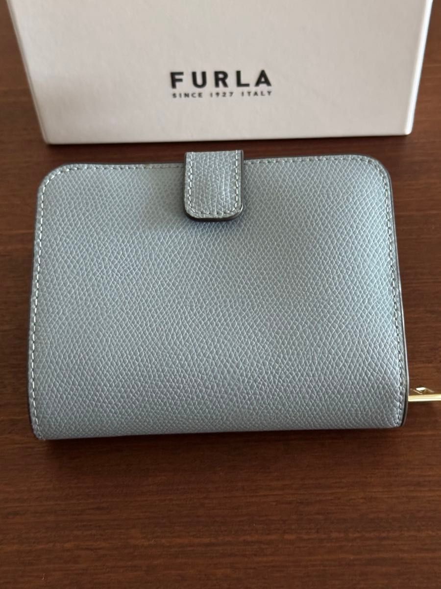 最終値下げ フルラ FURLA 二つ折り財布 水色 内側デザイン幸運の 最終値下げ フルラ FURLA 二つ折り財布 水色 内側デザイン幸運の