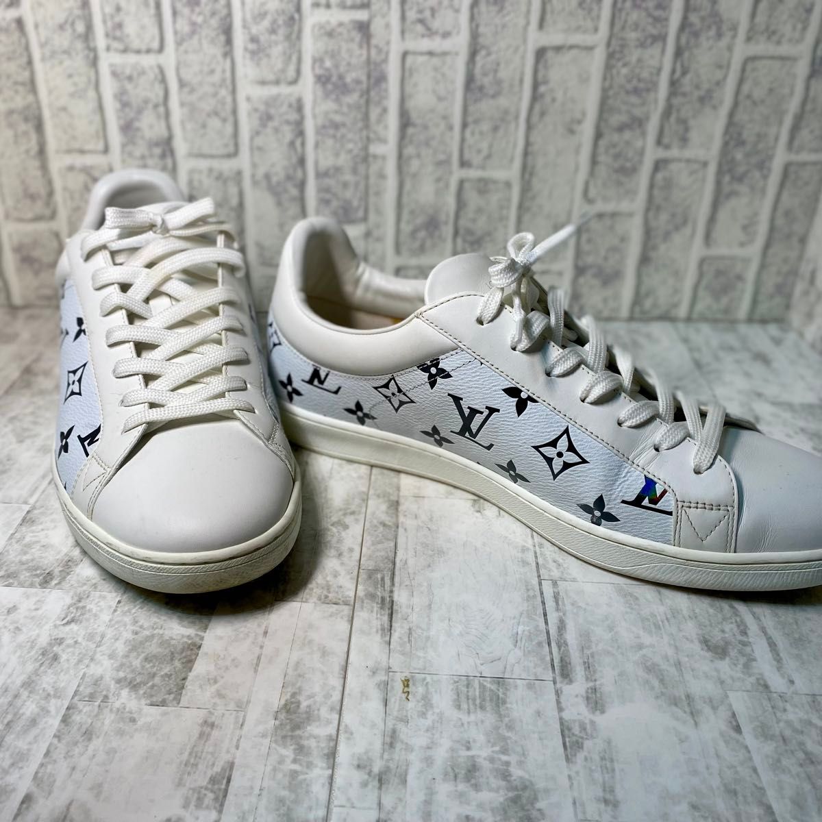 美品】LOUIS VUITTON ルイヴィトン メンズスニーカー27 5cm 美品】LOUIS VUITTON ルイヴィトン メンズスニーカー27 5cm