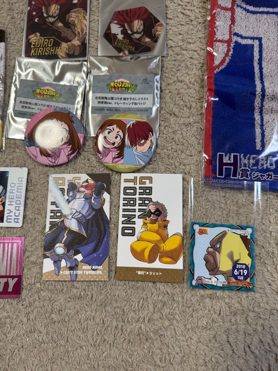 ヒロアカ グッズ アニメグッズ 缶バッジ アクスタ 等 大量まとめ ヒロアカ グッズ アニメグッズ 缶バッジ アクスタ 等 大量まとめ