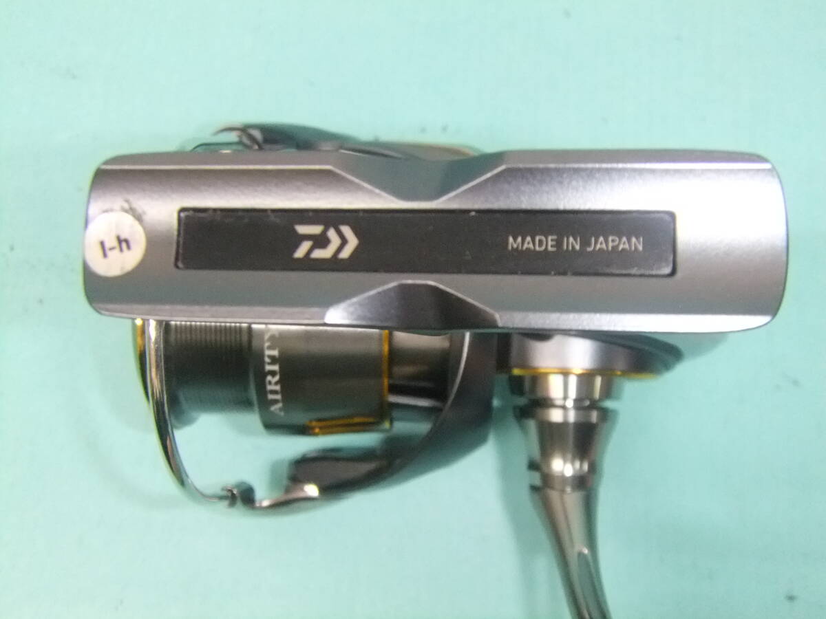 FF1986-288♪【60】ダイワ 23 エアリティ LT 2000S-P 美品 FF1986-288♪【60】ダイワ 23 エアリティ LT 2000S-P 美品