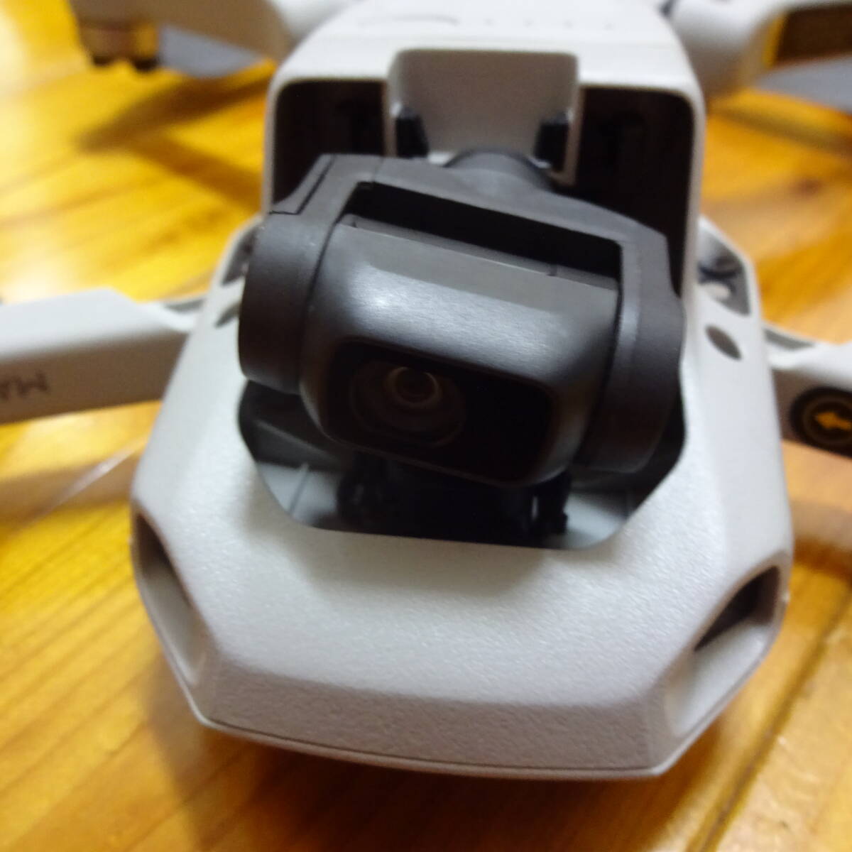 DJI MAVIC MINI 本体のみ 動作確認済 ホビーラジコン DJI MAVIC MINI 本体のみ 動作確認済 ホビーラジコン
